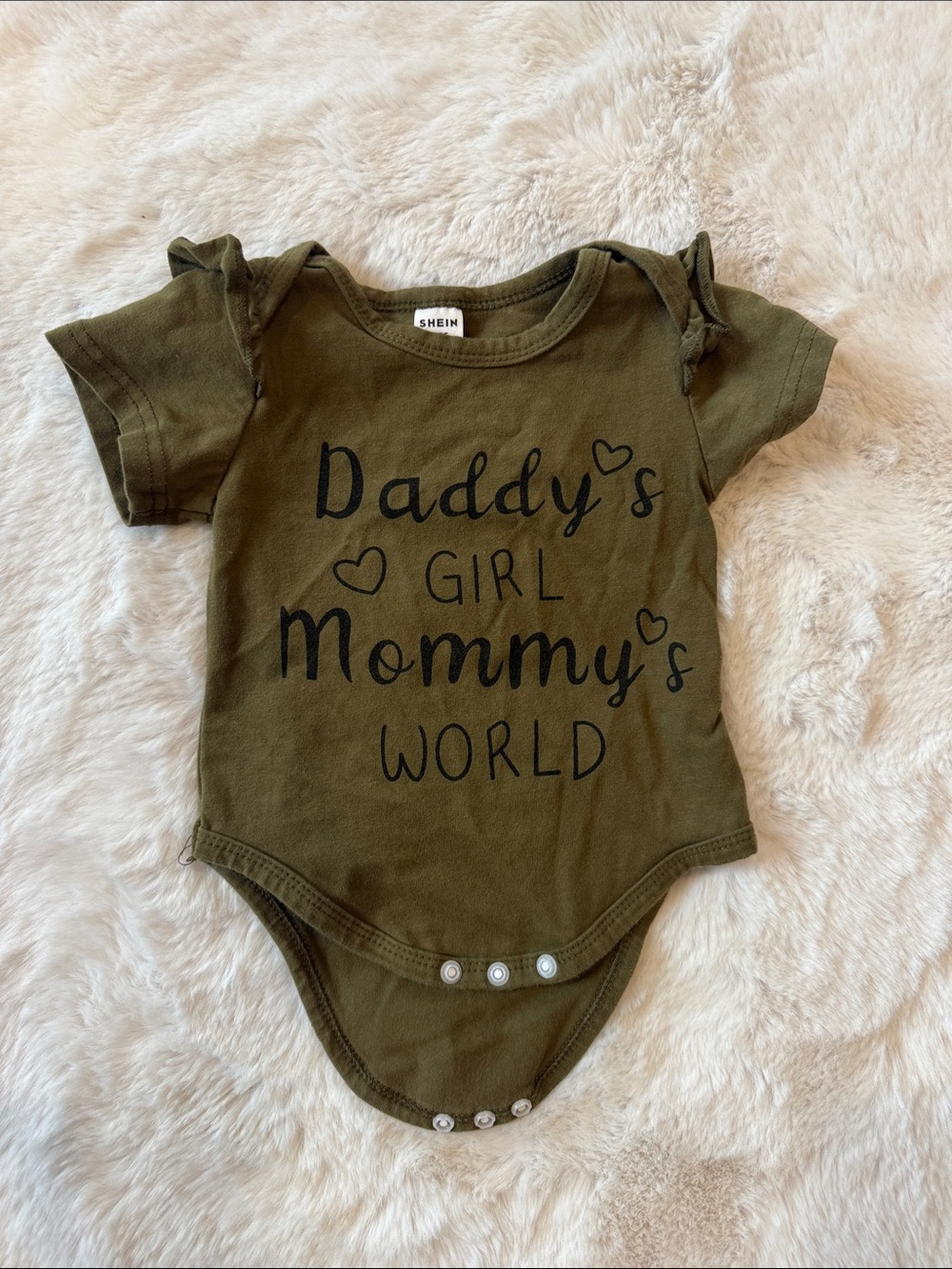 SHEIN Baby Girl Cute Sweet "I'M MY DADDY'S GIRL AND MY MOMMY'S WORLD" Letter